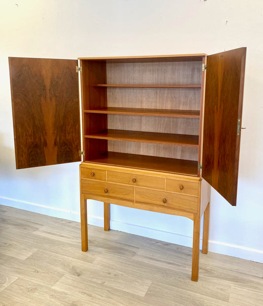 Carl Malmsten - Walnut cabinet, Lillbo