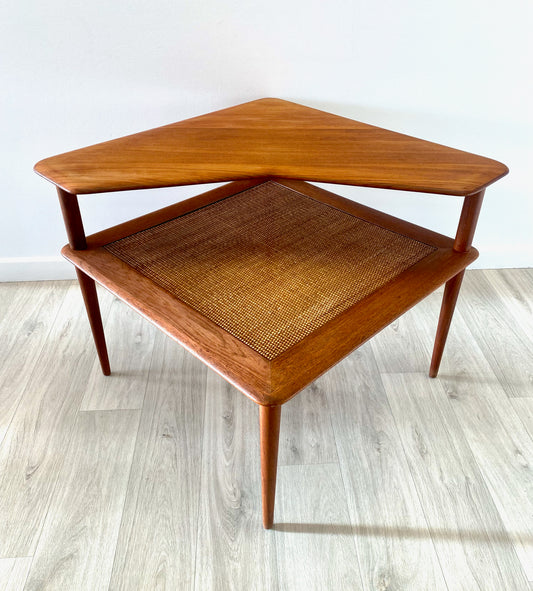 Teak side table Minerva by Peter Hvidt & Orla Mölgaard Nielsen for France & Daverkosen.