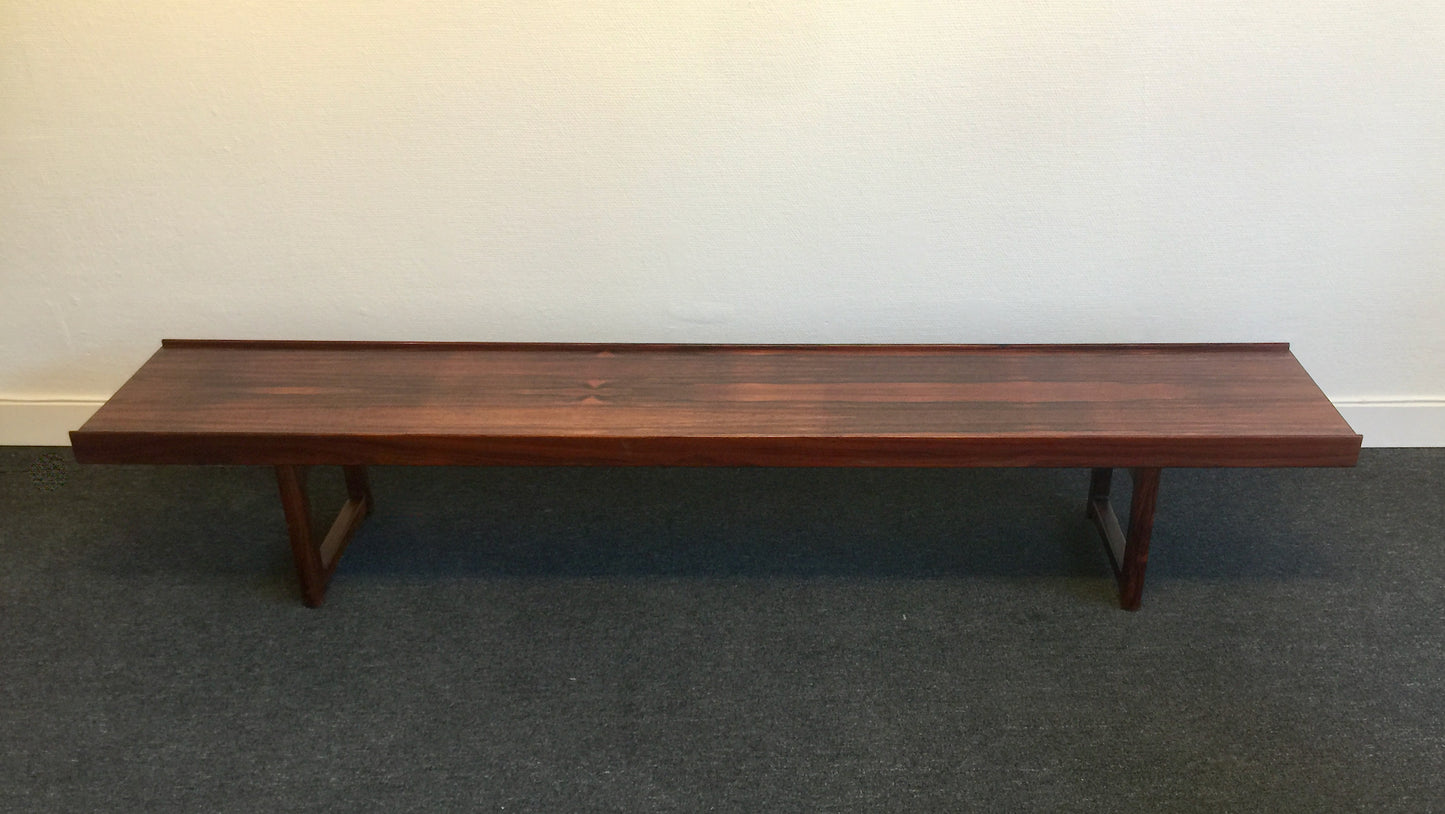 Torbjörn Afdal - Krobo bench for Mellemstrand