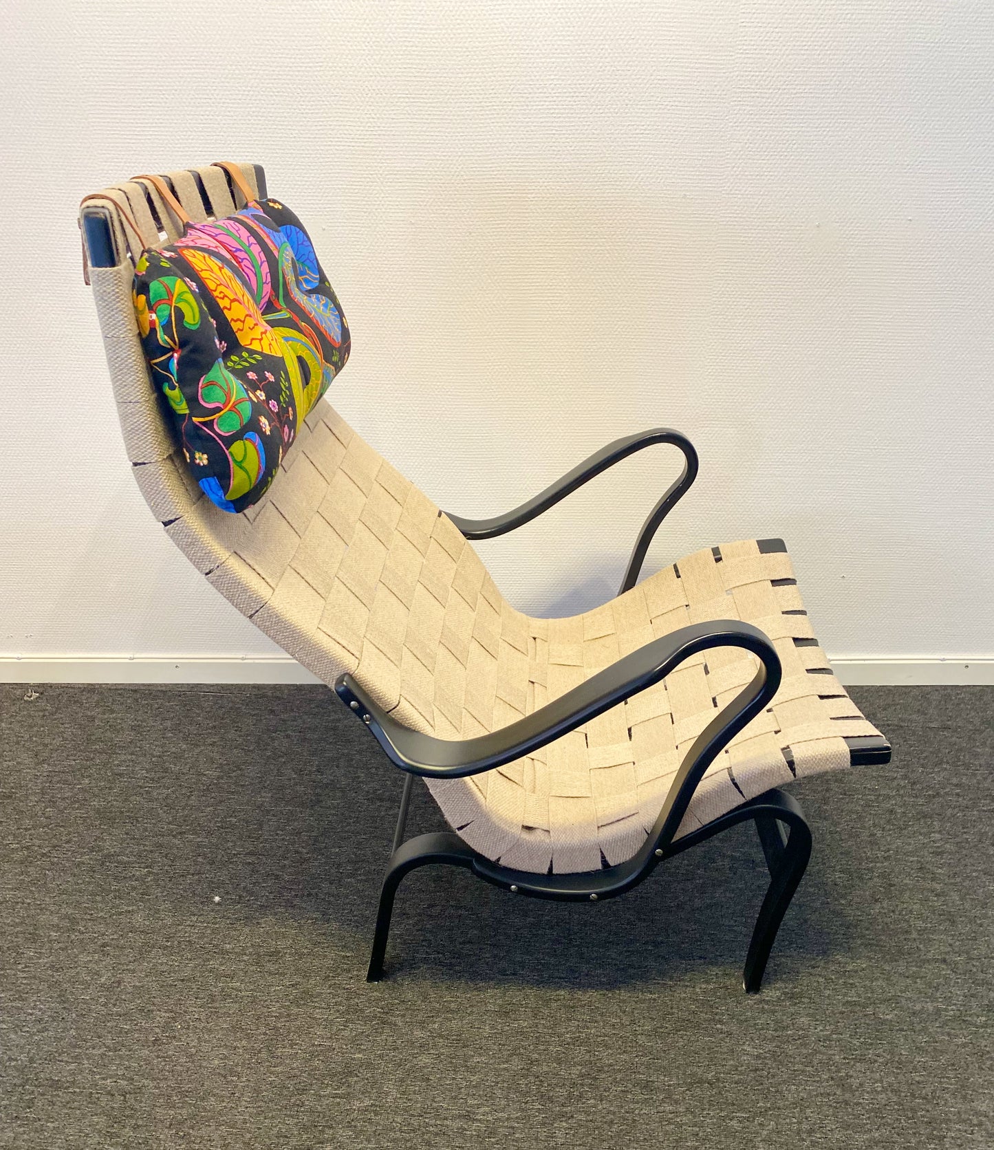 Bruno Mathsson - Pernilla 69 with girdles and foot stool