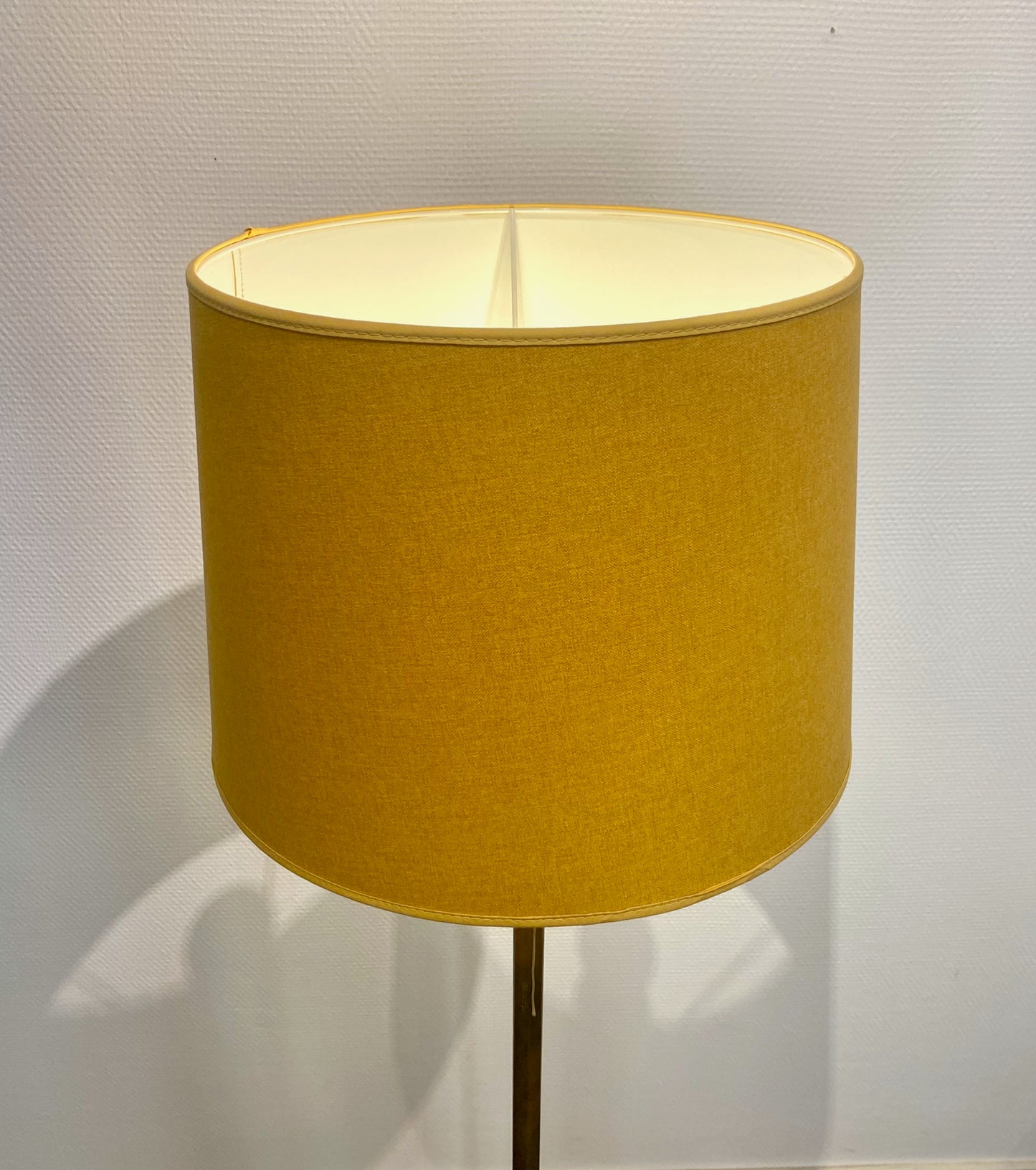 Uno & Östen Kristiansson - Set of 2 floor lamps, model 2031 brass