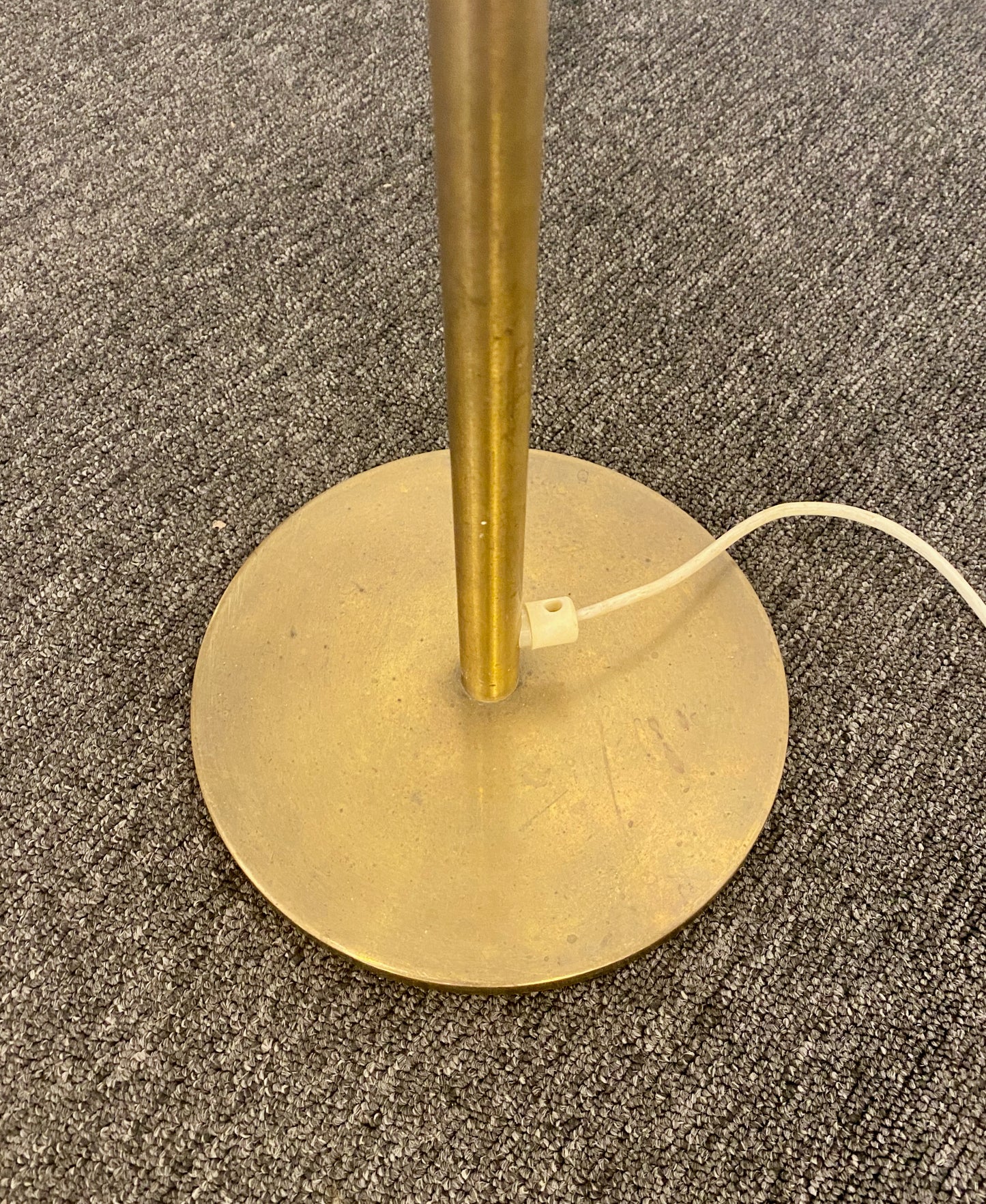 Uno & Östen Kristiansson - Set of 2 floor lamps, model 2031 brass