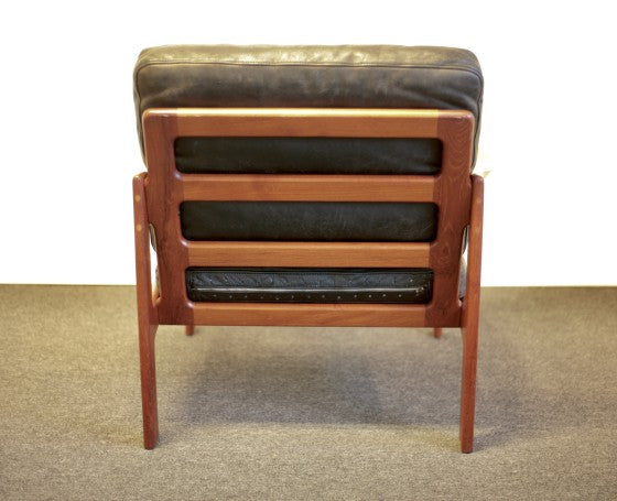 Illum Wikkelsö - Set of 2 easy chairs, model 20