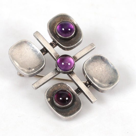 Arvo Saarela - silver brosch with amethyst