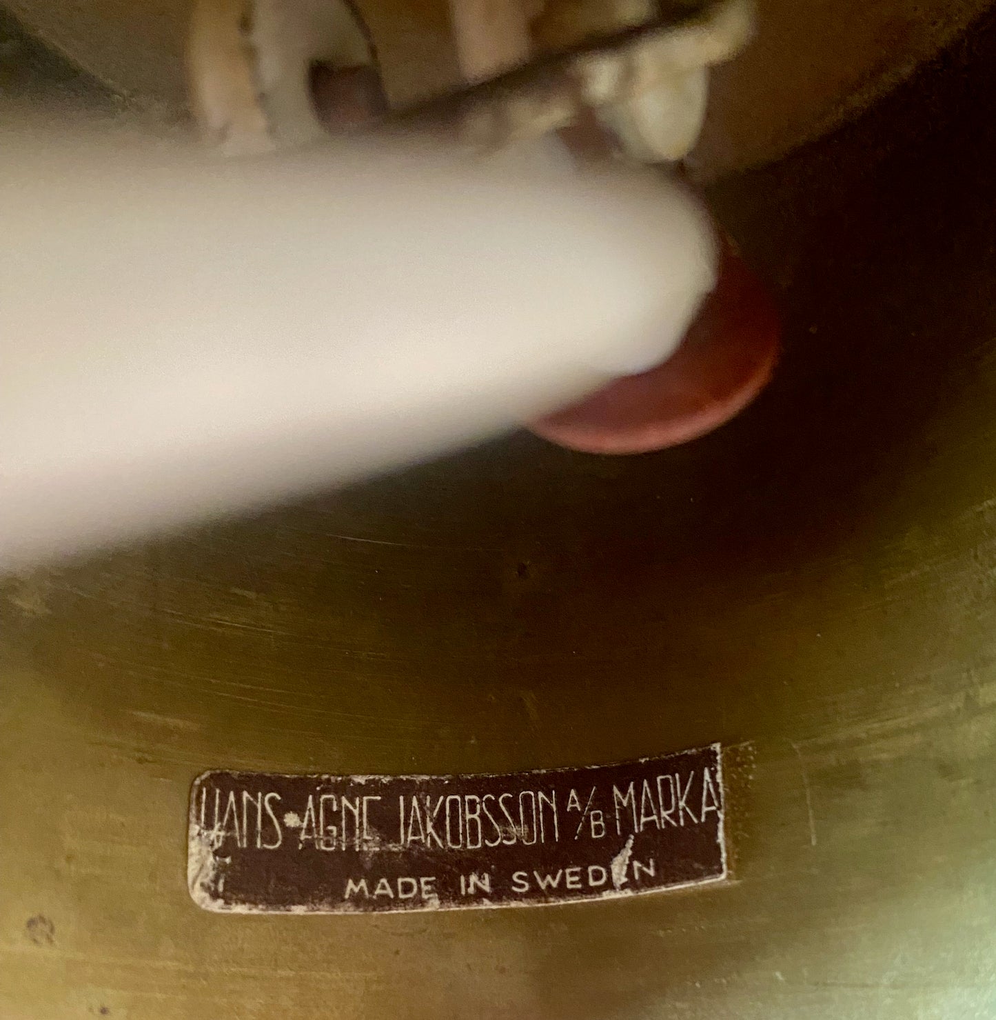 Hans-Agne Jakobsson. T-603, franslampa i mässing