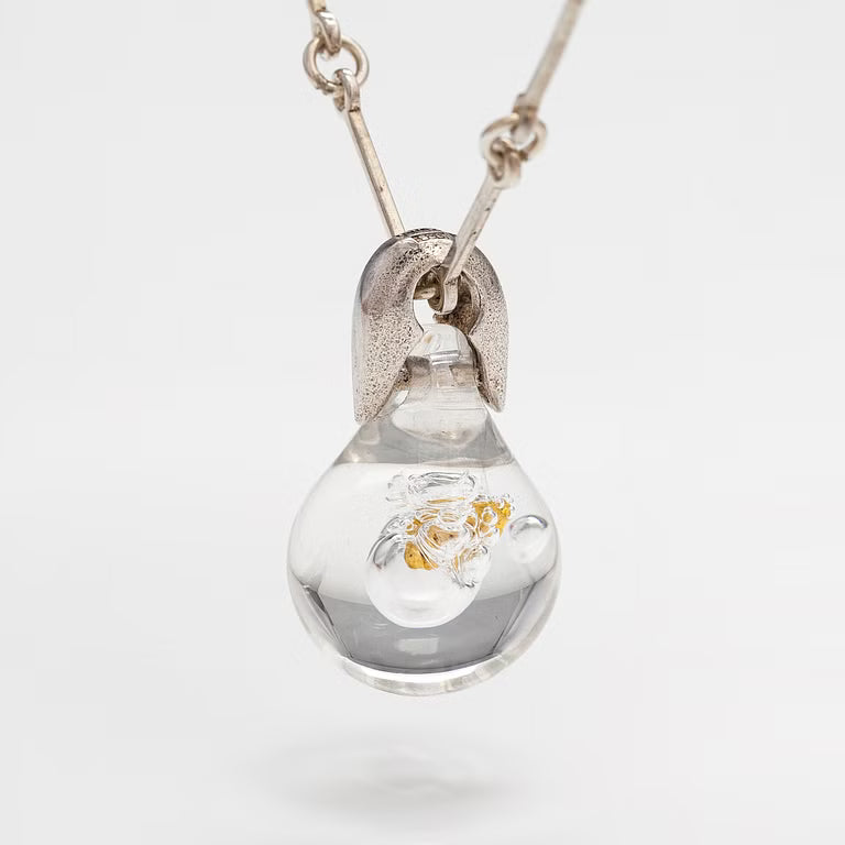 Björn Weckström (Lapponia) - Gold nugget, acrylic pendant with gold flake