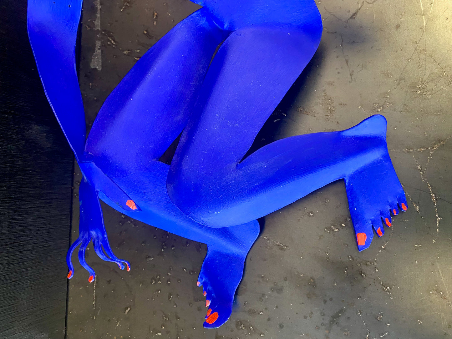 Timo Solin - Blues woman, plåtskulptur.