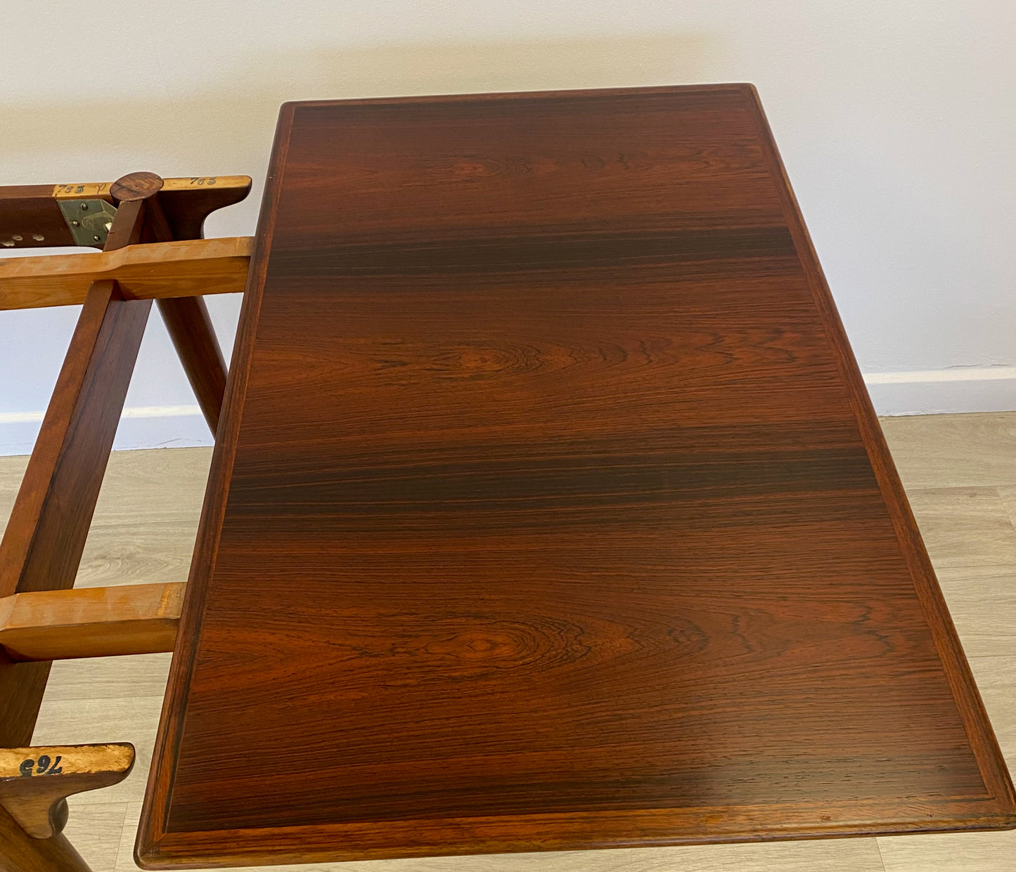 Gunni Omann - Dining table model no 765 (rosewood)