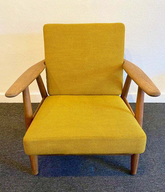 Hans Wegner, GE-240 *The Cigar", oak arm chair