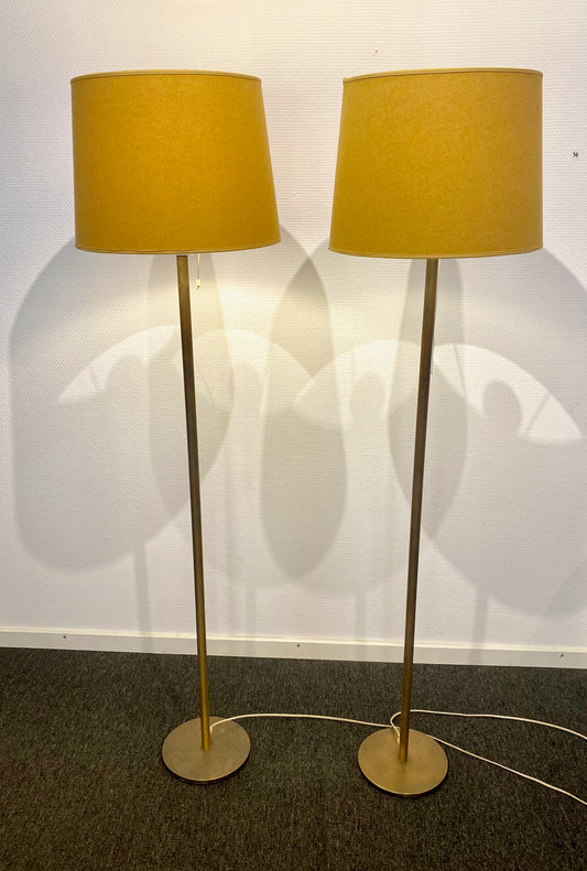 Uno & Östen Kristiansson - Set of 2 floor lamps, model 2031 brass